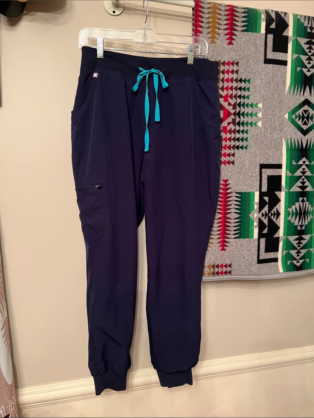 Figs Navy Women’s Jogger Scrub Pants. Technical Collection. Great Condition. Sz